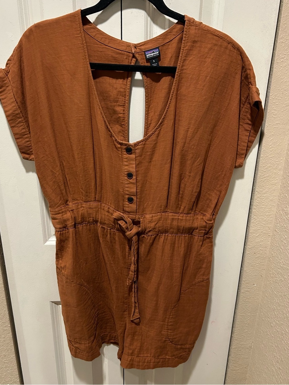 Patagonia Organic Cotton Gauze Romper Earthworm Brown , size Small, like new